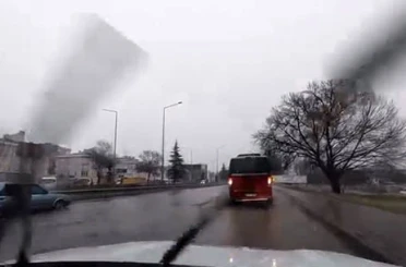 Yağış sonrası çevre yolu ’göle’ döndü, bazı araçlar yolda kaldı 