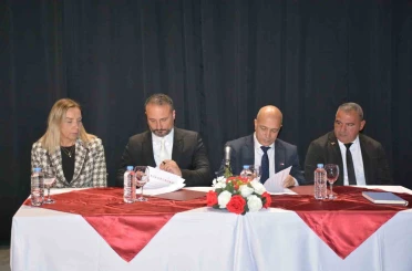 Yakın Doğu Üniversitesi Hastanesi ülke sporunun yanında 