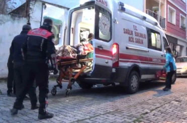 Yakınlarının haber alamadığı kadın yatağında baygın bulundu 