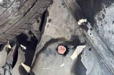 Yakıt deposundaki sızıntıyı sakızla durdurdular 