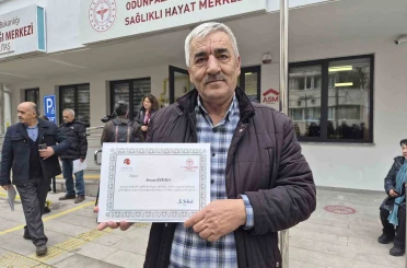 Yaklaşık 40 yıldır içtiği sigarayı 1 haftada bıraktı 
