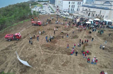 Yalova’da fidanlar toprakla buluşturuldu 