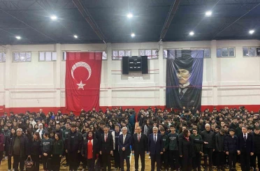 Yalova’da ikinci dönem, "İlk Ders: Bayrak" temasıyla başladı 