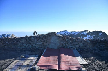 Yanan Kırklar Mescidi’nin yerine yenisi yapılacak 