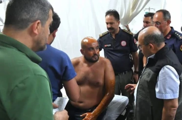 Yangında İHA muhabiri ve İtfaiye Daire Başkanı yaralandı 