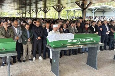 Yangında ölen yaşlı kadın son yolculuğuna uğurlandı 