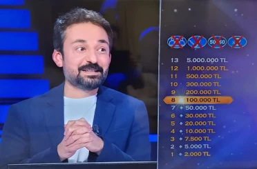 Yapay zekanın seslendirmeni yarışma koltuğunda 