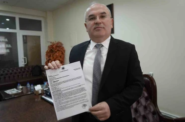 Yapay zekâyla sahte mahkeme belgesi düzenleyip dolandırmaya çalıştılar 