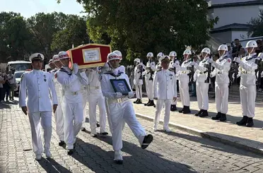 Yargıtay Onursal Daire Başkanı Tokat askeri törenle son yolculuğuna uğurlandı