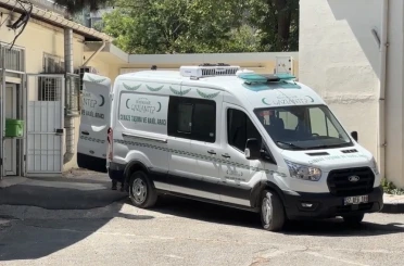 Yaşadığı karavanda rahatsızlanan yaşlı adam hastanede hayatını kaybetti 