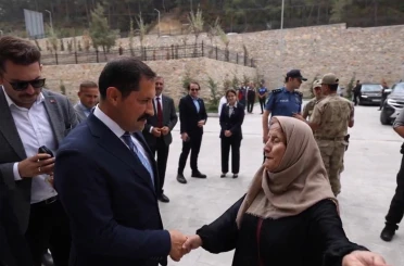 Yayladağı hükümet konağı kamu kurumlarını tek çatı altında topladı 