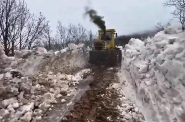 Yayladere’de karla mücadele çalışmaları sürüyor 