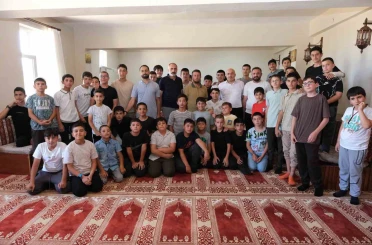 Yaz Kur’an kursu öğrencilerine dijital farkındalık eğitimi 