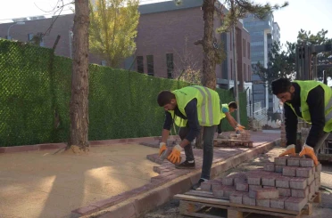 Yeni cadde ve sokaklar ulaşıma açılıyor, kaldırımlar yenileniyor 