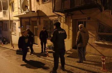 Yeni yıla balkonda mahsur kalarak girdi 