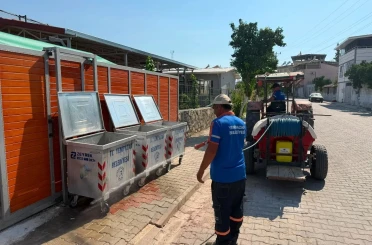 Yenipazar’da haşereye karşı ilaçlama çalışmaları sürüyor 