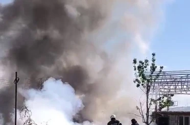 Yerleşim alanına yakın çıkan yangın korkuttu 
