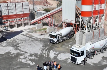 Yeşilyurt’ta beton üretim kapasitesi ikiye katlandı 