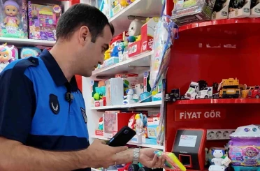 Yeşilyurt’ta zabıta ekiplerinden kırtasiye denetimi 