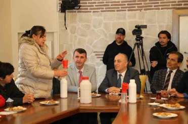 Yetiştiricilere süt hijyeni eğitimi 