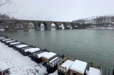Yoğun kar, Dicle Nehri’nde su seviyesini arttırdı 