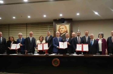 YÖK’ten mesleki eğitimde tarihi dönüşüm: Öğrenciler kampüsten işletmeye geçiyor 