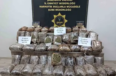 Yolcunun valizinden 39 kilo 700 gram uyuşturucu çıktı
