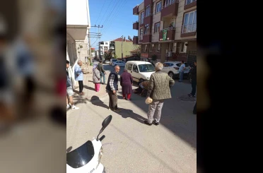 Yolun karşısına geçerken ticari aracın çarptığı yaşlı kadın hayatını kaybetti 