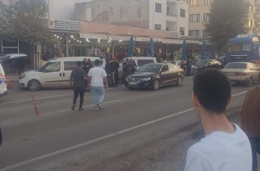 Yolun karşısına geçmeye çalışan yaşlı kadına tanker çarptı 