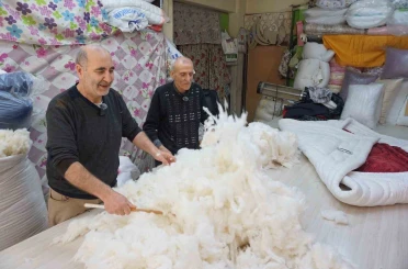 Yorgancılık ve hallaçlık, iğne iplikle geleceğe tutunmaya çalışıyor 