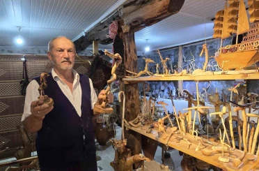 Yozgatlı Kültür Bakanlığı Sanatçısı Raşit Öztürk 19 yıldır ağaç parçalarını hayal gücüyle süslüyor 