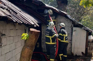 Yufka yaparken yangın çıktı 