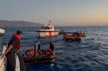 Yunanistan can salları içinde 18’i çocuk 74 düzensiz göçmeni ölüme itti 