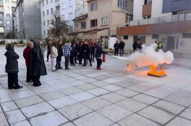 Yurt personeline uygulamalı yangın eğitimi 