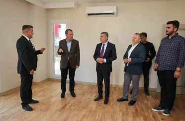 Zeytinburnu’nda Alya Merkezefendi Konutları’nın anahtar teslim töreni gerçekleştirildi 