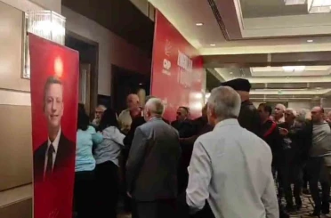 Zonguldak’ta CHP’nin kongresinde yumruklu kavga 