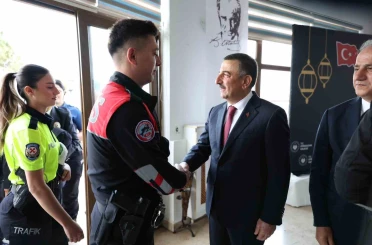 Zonguldak’ta protokol bayramlaştı 