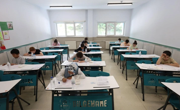 100 öğrenci tek bir amaç için ter döktü