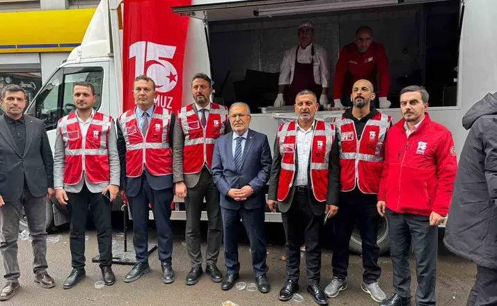 15 Temmuz şehitleri Ağrı’da dualarla anıldı
