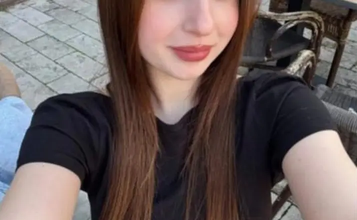 18 yaşındaki genç kız, sevgilisi tarafından boğazı kesilerek öldürüldü
