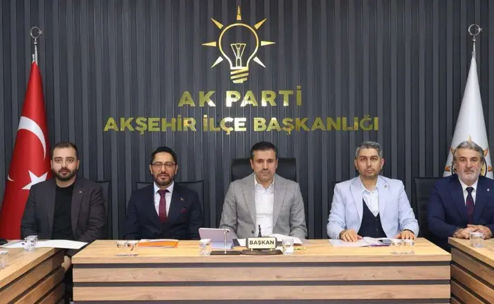 AK Parti Konya İl Başkanı Özgökçen, Akşehir'de gün boyu saha ve teşkilat programına katıldı
