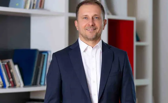 Akbank, yapay zekâ ile internet bankacılığı geliştirme sürelerini dakikalara indiriyor
