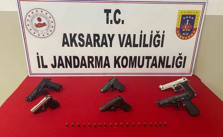 Aksaray’da kaçak silah operasyonu: 5 gözaltı
