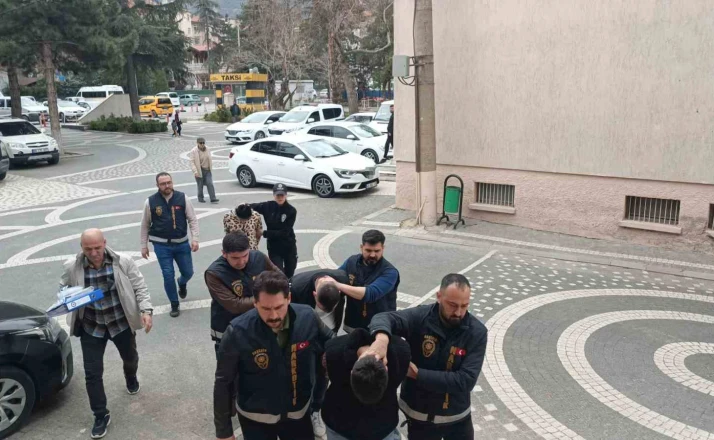 Akşehir’de uyuşturucu operasyonu: 3 tutuklama