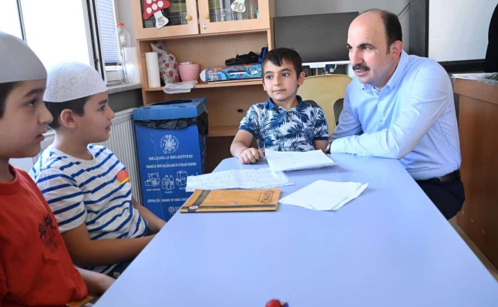 Altay Kur'an Kursunu Ziyaret Etti