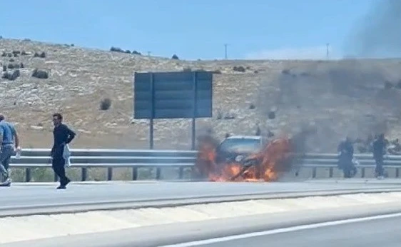 Araç yangınları sürücülerin korkulu rüyası: Gizli tehlike ihmalle büyüyor