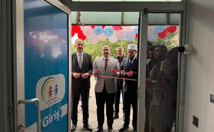 Arpaçay’da Özel Eğitim Ve Rehabilitasyon Merkezi hizmete açıldı

