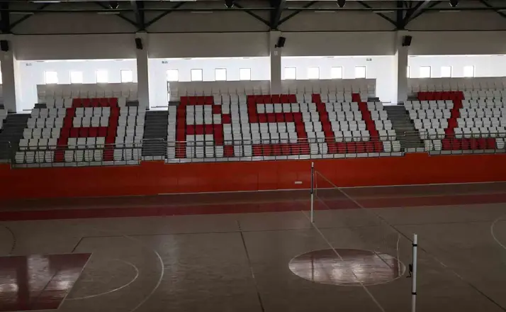 Arsuz’da 6 bin 846 metrekarelik kapalı spor salonunda sona gelindi
