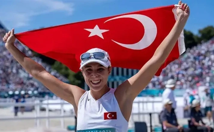 Bakan Bak’tan Avrupa Şampiyonu İlke Özyüksel Mihrioğlu için tebrik mesajı 