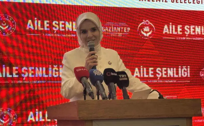Bakan Göktaş: "Türkiye’de 261 bin 854 gencimiz Aile ve Gençlik Fonu kredisiyle evlendi"

